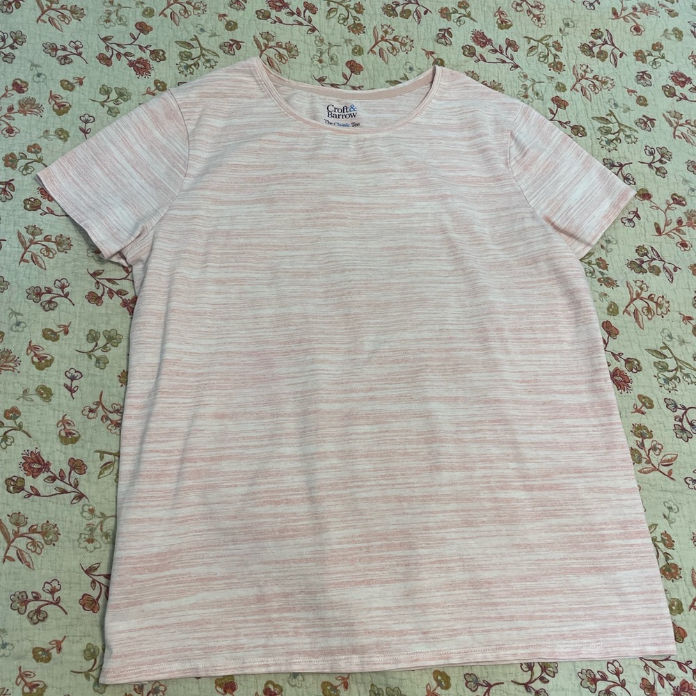 Classic tee, croft and barrow, pink, and white